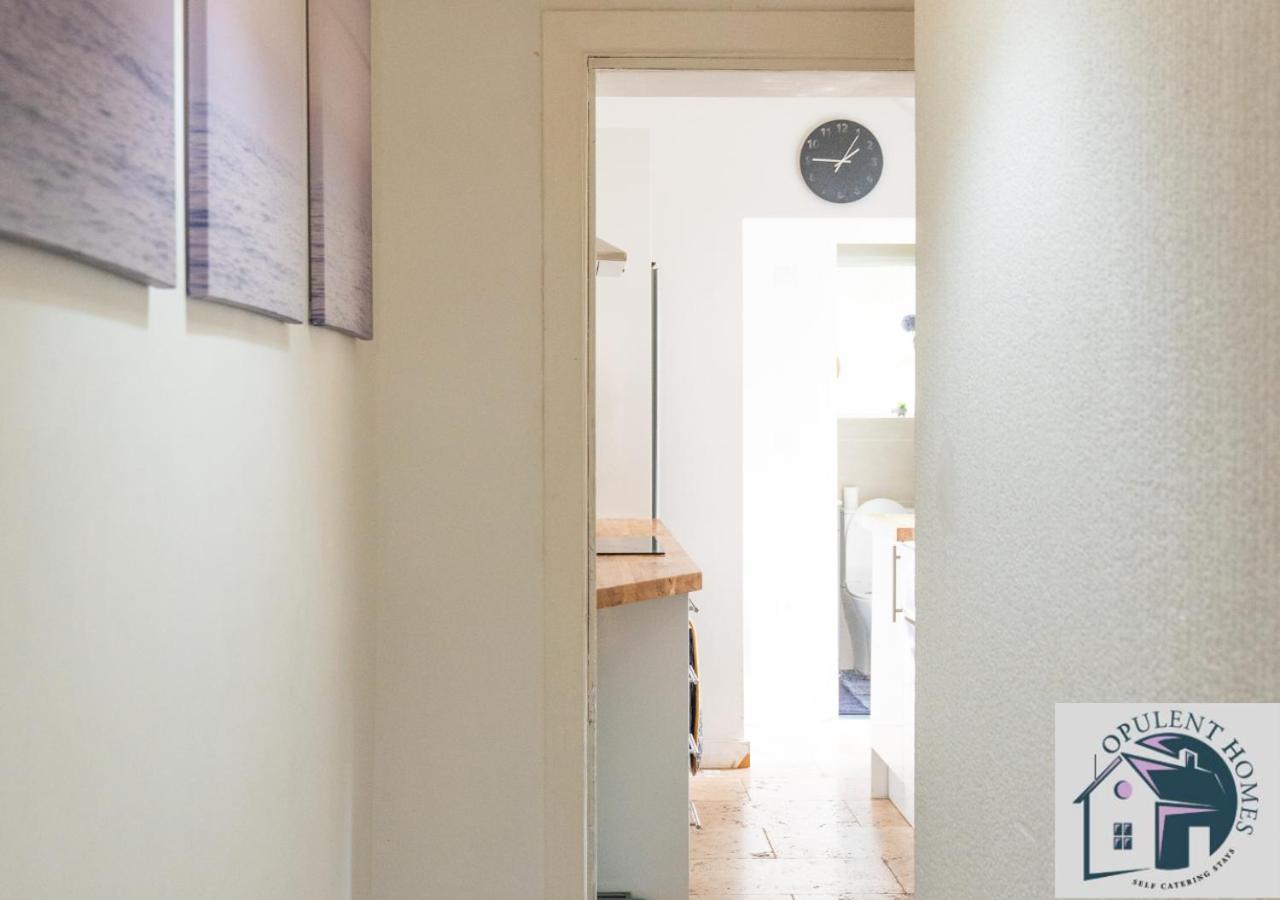 Contractors Pad - 4 Bed Town House - Cent Reading - Free Parking Villa Luaran gambar